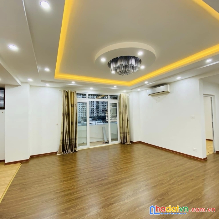 Bán nhà cổ nhuế, bắc từ liêm, giá rẻ,lô góc, ngõ nông, 40m2 x 5 tầng, giá 4 tỷ