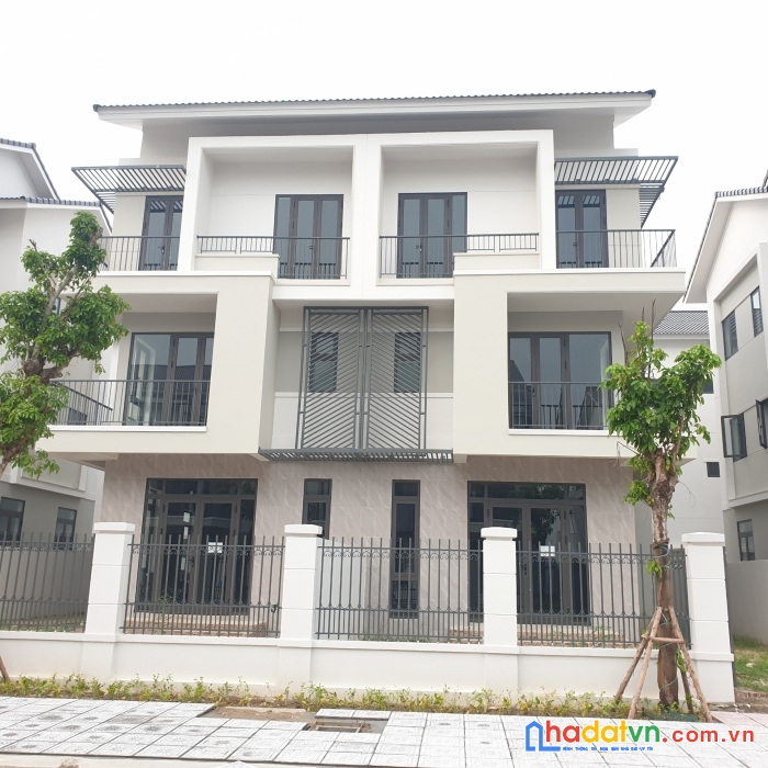 Bán biệt thự đáng sống nhất tp từ sơn. 0967548779