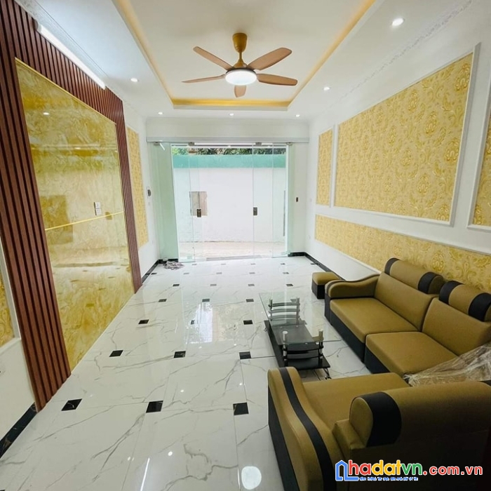 Chỉ 3xtỷ có nhà mới thanh lân, hoàng mai 38m2*5t ô tô đỗ cửa
