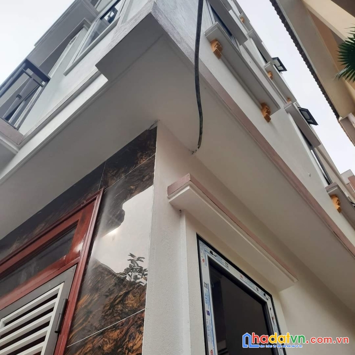 Cần bán gấp phố triều khúc 63m2 x 5tầng mặt tiền 4.2m nhà đẹp ở ngay lô góc ô tô