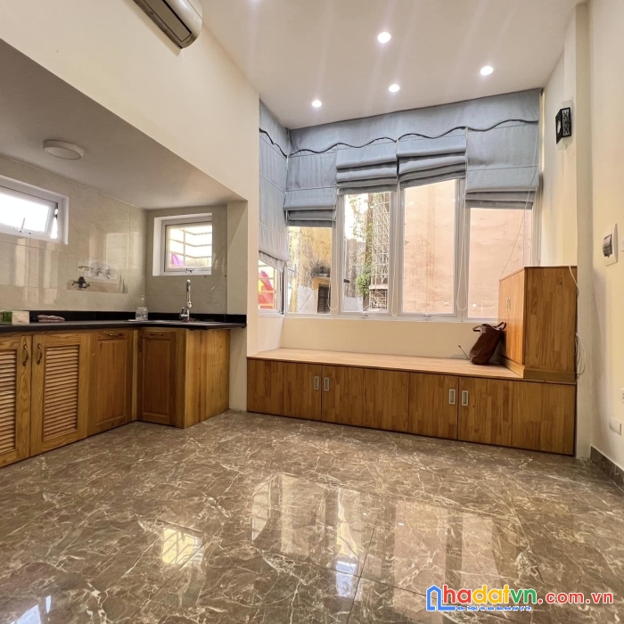 Bán nhà ngõ phố tôn đức thắng - mặt ngõ kinh doanh 20m2_4 tầng_2.8 tỷ