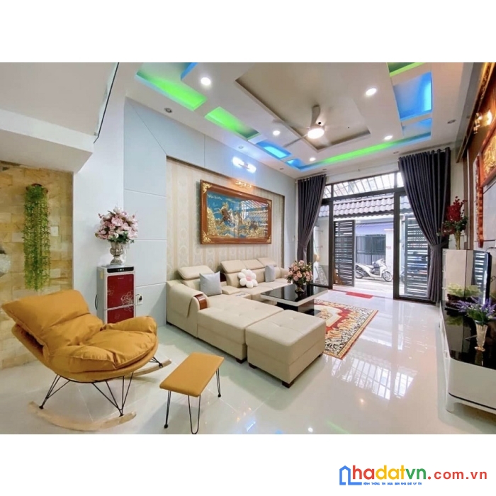 Bán nhà đường nguyễn kiệm- phường 9- quận phú nhuận- hẻm rộng 6m thông- 5 tầng- 75m2- 11.5 tỷ.