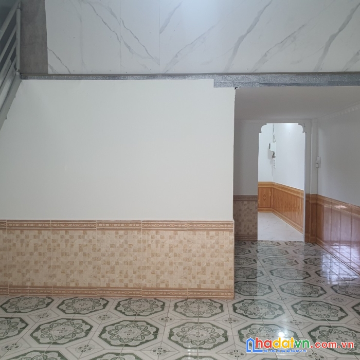 Nhà mặt tiền kinh doanh shr gần chợ trảng dài đường 3 xe hơi chỉ 2,7 tỷ