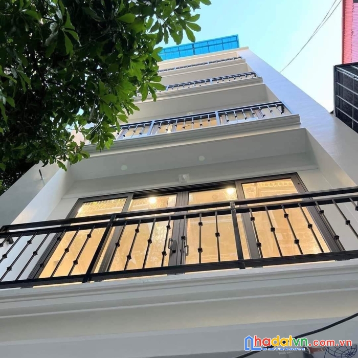 Siêu phẩm phố triều khúc nhà mới đón tết thang máy ô tô phân lô
