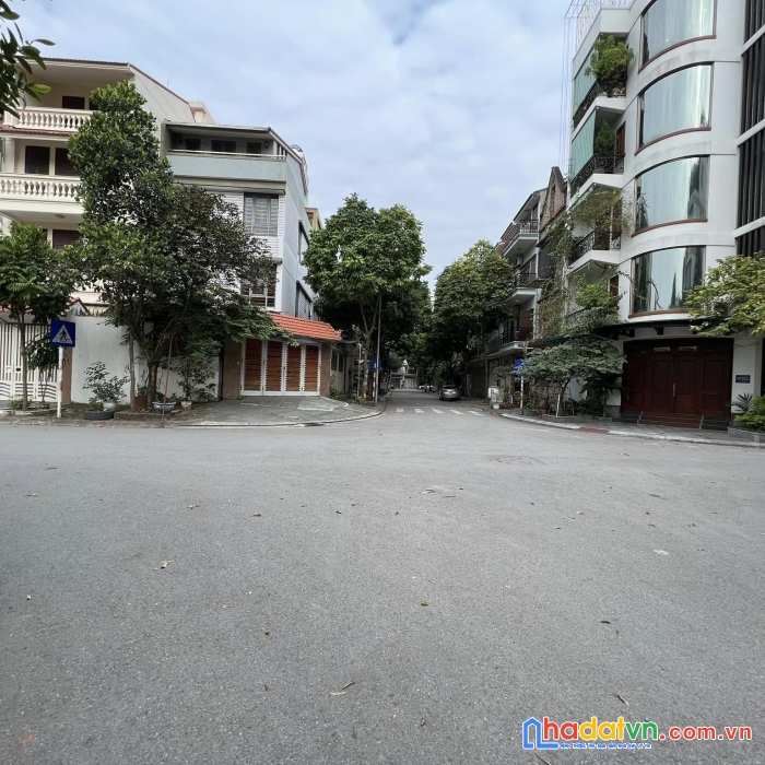 Cần thanh khoản, chính chủ bán gấp  đất phân lô khu tây nam linh đàm chỉ 7.95 tỷ