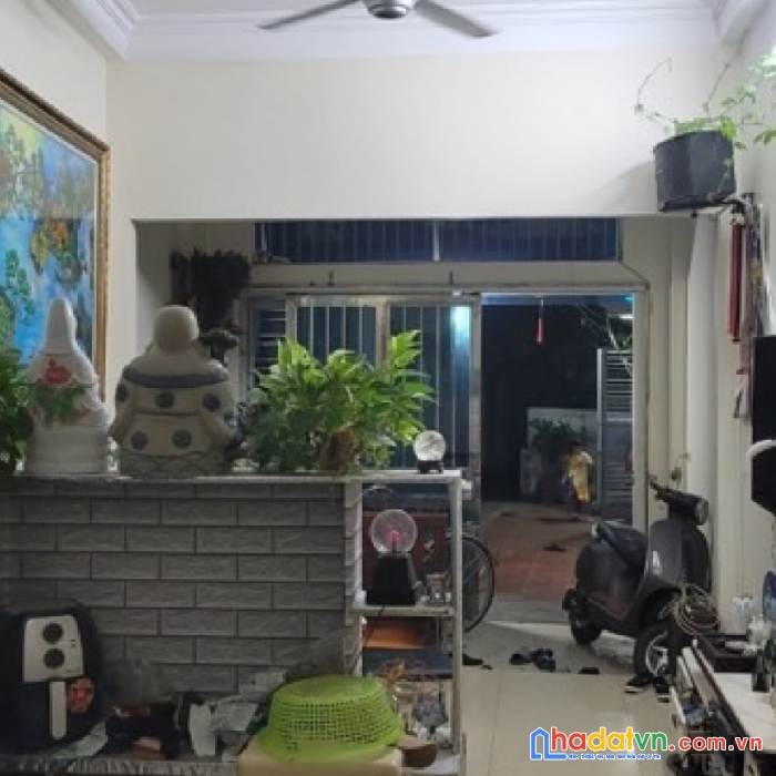 Siêu rẻ ỉ la hà đông nhà đẹp ở ngay dt 35.5 m giá 2.35 tỷ
