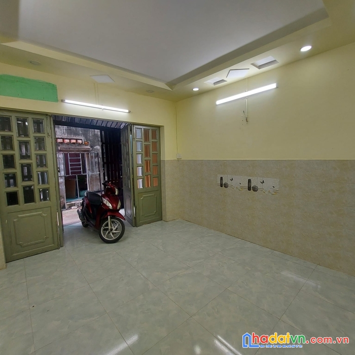 Nhà ngộp bank bán gấp quang trung gò vấp 4x11m 2 tầng 3 tỷ x