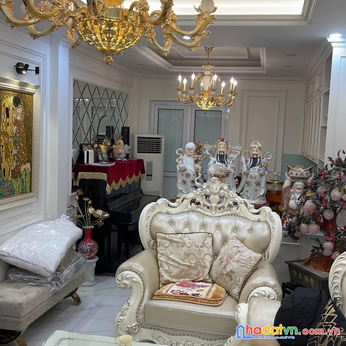 Bán nhà mặt phố hoàng hoa thám 70m2 - kinh doanh siêu đỉnh - hai thoáng trước sau – giá 16 tỷ