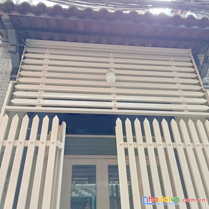 Nhà đẹp mới 4 tầng hẻm thẳng, thông đường nguyễn chế nghĩa p12, q8