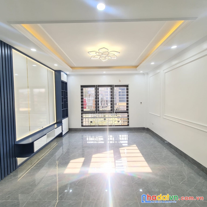 Bán nhà siêu phẩm thái hà- đống đa,1 nhà ra ô tô, thang máy phi ầm ầm 45mx6 tầng chỉ 8.9 tỷ