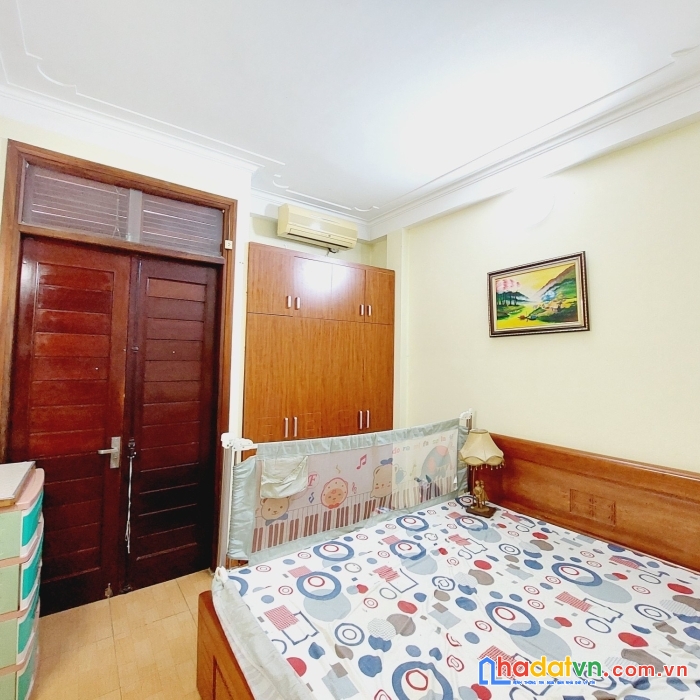 Hồ hoàng cầu, đống đa, 38m2, 5 ngủ, nhỉnh 5 tỷ cho thuê giữ tiền