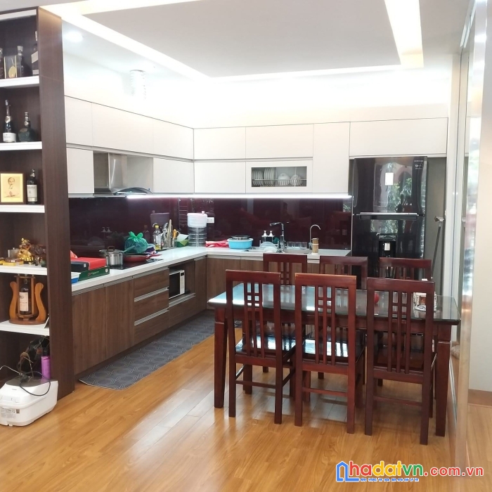 Bán nhà mỹ đình mễ trì dân xây lô góc 10 bước ra ô tô 42m2x5t 4,8 tỷ