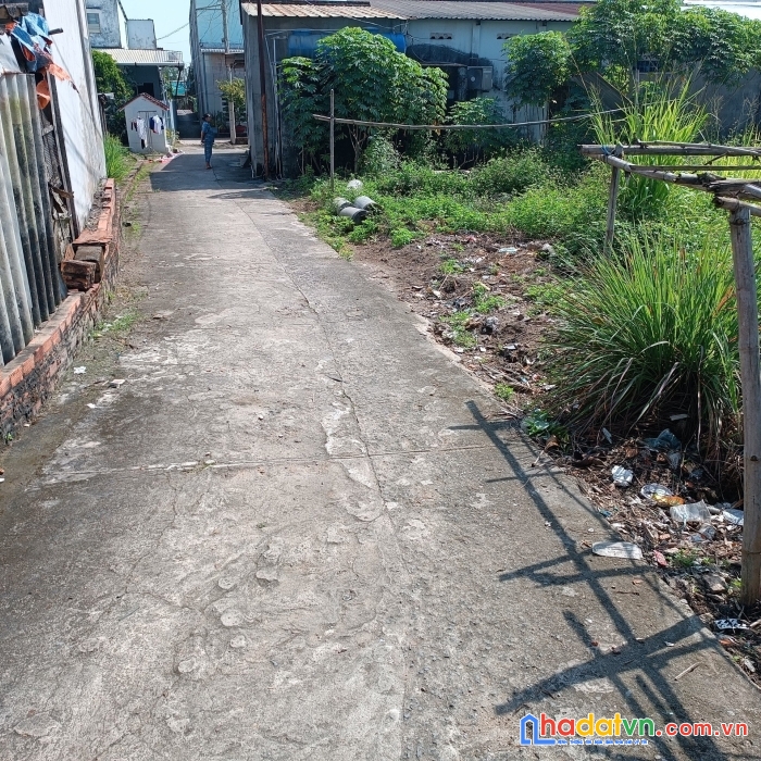 Kẹt tiền bán gấp lô đất bến gỗ diện tích 140m2 , gần bệnh viện shingmark, shr thổ cư 100%