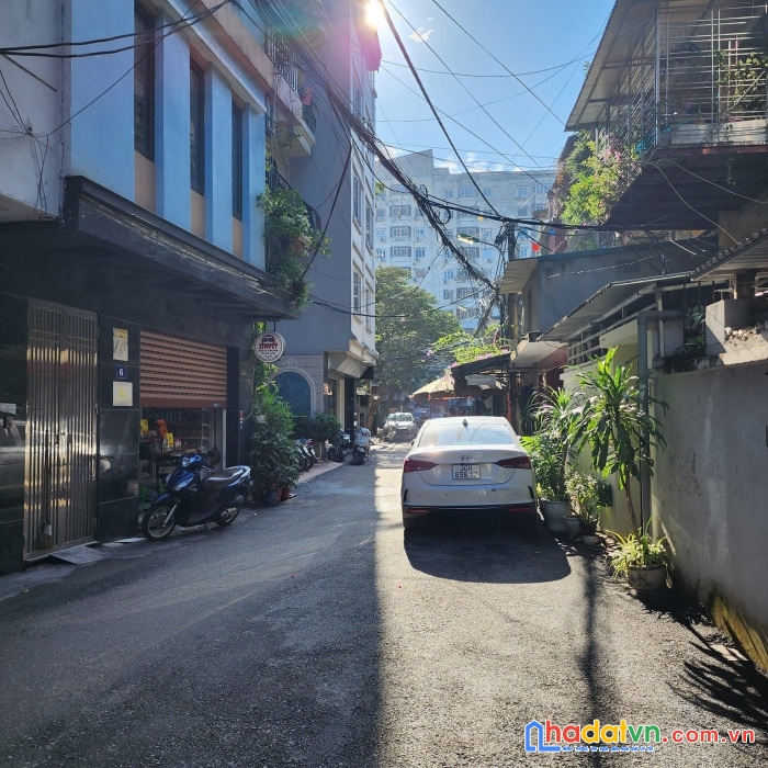 Bán nhà phạm ngọc thạch, đống đa 125m2, 4t, mt 7.5m, otô vào nhà, kd đỉnh, 17.5 tỷ, 0937651883.