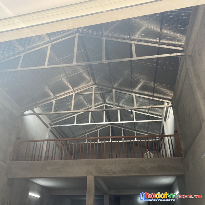 Xưởng kiên cố xây mới 110m2 + gác lửng 60m2 - container đỗ cửa - cho thuê lâu dài chỉ 10tr