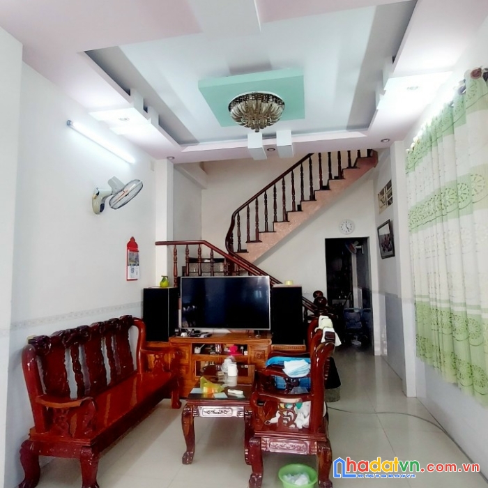 Siêu rẻ, bán nhà lầu và 4 phòng trọ ngay kp5 trảng dài chỉ 4ty4