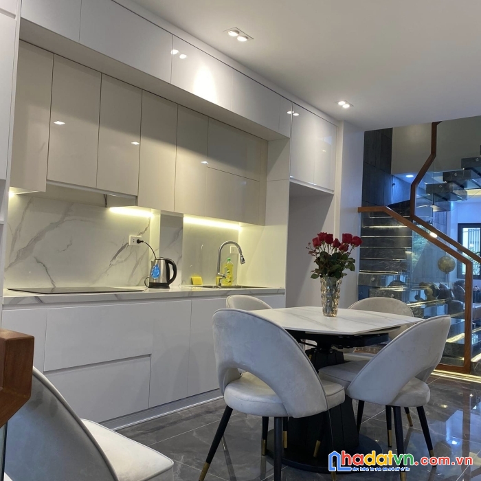 80m, 3 tầng đẹp, an sinh đỉnh tại thượng thanh, giá nhỉnh 5 tỷ