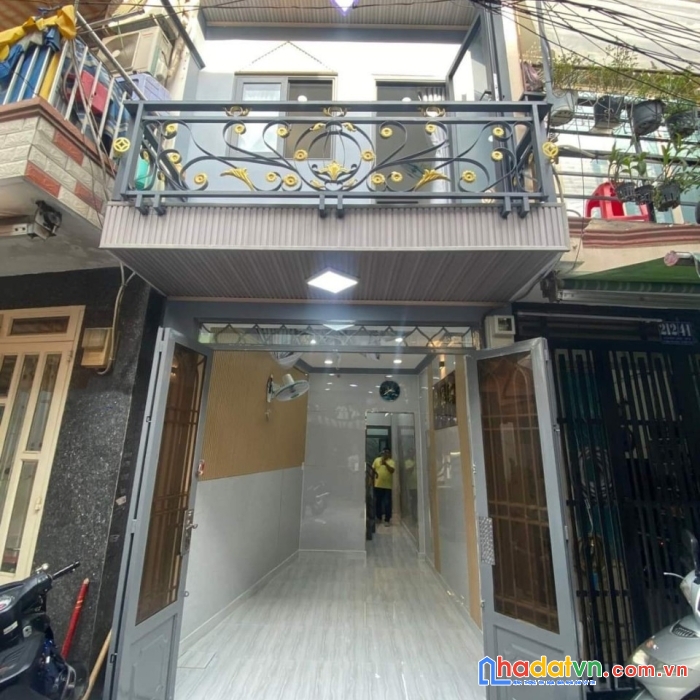 Hxh đổ cửa đường chiến lược, sát chợ bình trị đông, gần tl10, tên lửa, full nội thất, shr, nhà mới