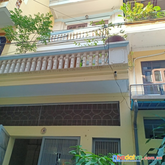 Cần bán gấp nhà phố nguyễn trãi 64m2 mặt tiền 4m nhà đẹp ở ngay đón tết