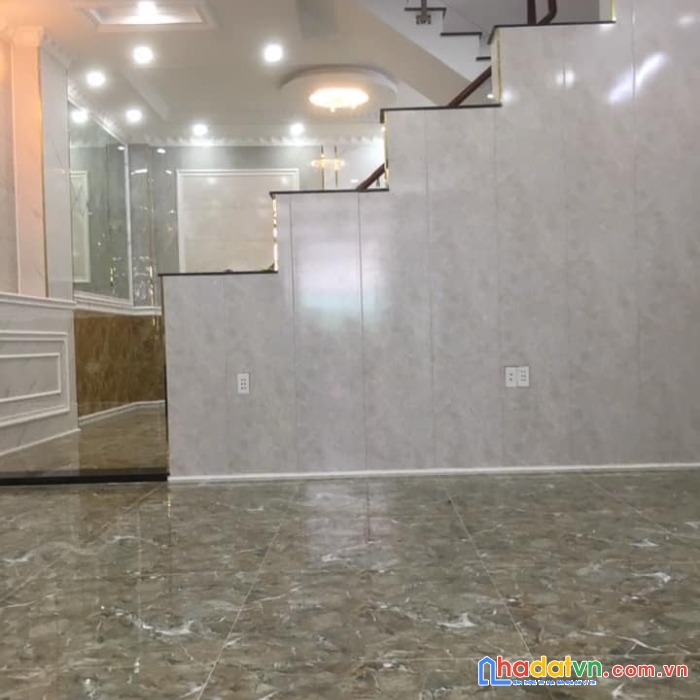 Bán nhà gấp , hẻm rộng , huỳnh tấn phát quận 7 , 66m2 3 tầng nhỉnh 5 tỷ