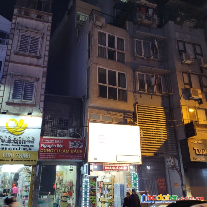 Cần bán nhà mặt phố thái thịnh đống đa đoạn rộng đẹp nhất phố