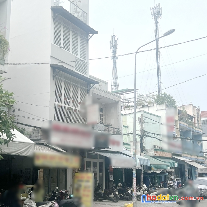 Nhà 2 tầng (3.8x27m nh 4.5m) mặt tiền bông sao p5q8