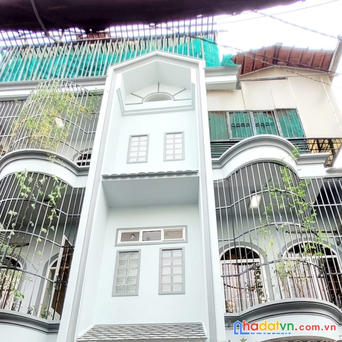 Gấp bán trước 2023- ngang 8m- 4 lầu -tt bình thạnh-sát mt-hxh đậu nhà- chỉ 8.xx tỷ