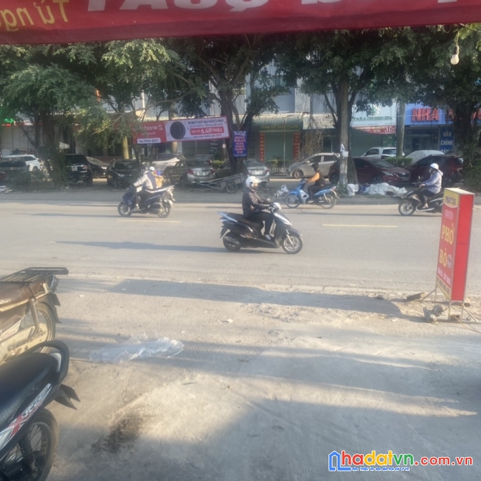 Tôi chính chủ cần sang nhượng lại toàn bộ quán phở tại thanh trì - hà nội . lhcc : 0983866429