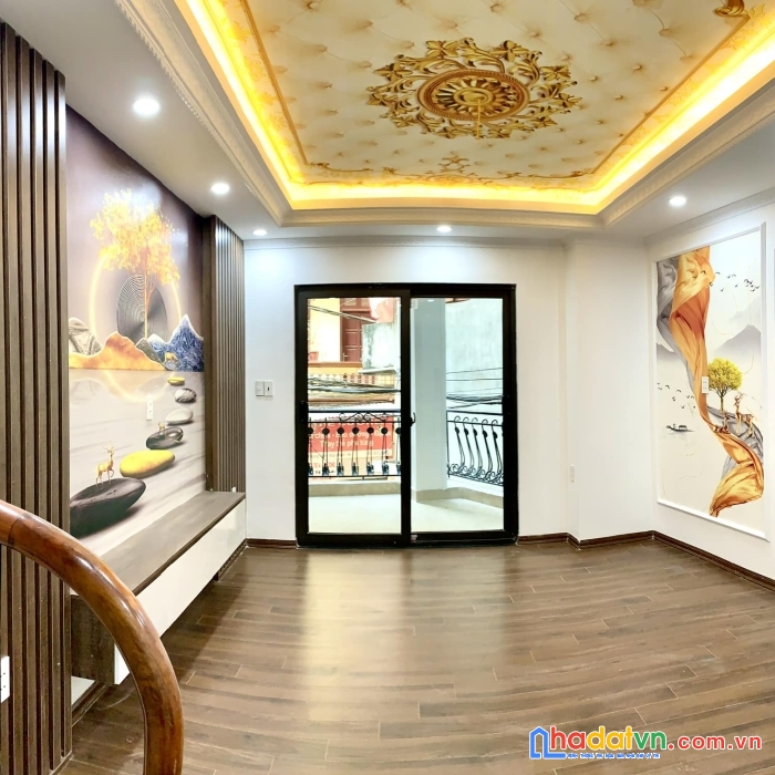 Siêu hiếm bán nhà quận đống đa đướng láng 82m 4 tầng mặt tiền 4.5m 2 mặt thoáng nhà đẹp ở ngay