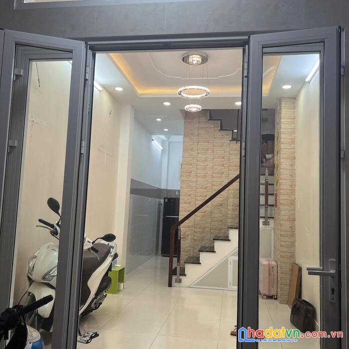 Nhỉnh3tỷ, bánnhà 20mra quangtrung p10 gòvấp 35m 3tầng 3pn 2wc tl nởhậu