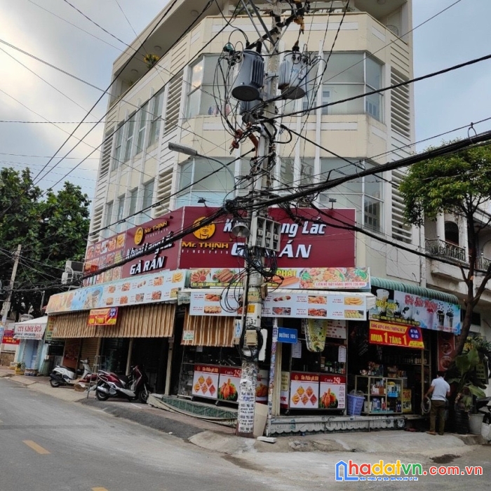 Bán nhà mặt tiền đường 109 phường phước long b quận9