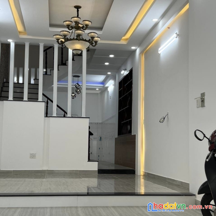 Siêu phẩm bình tân - 4 tầng btct - 4pn - hẻm 8m - 77m2 - sổ vuống a4 - chỉ nhỉnh 8 tỷ