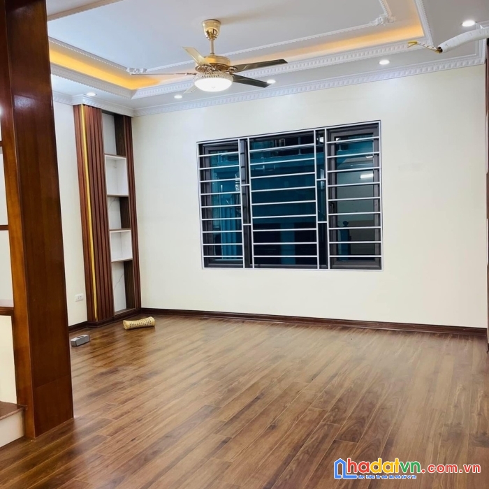 Chuyển liền kề bán gấp nhà yên hòa, cầu giấy, 6 ngủ, yên tĩnh, ở sướng, chỉ 6.25 tỷ