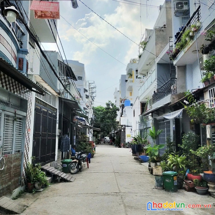 Hẻm xe tải thông - giáp tân phú - quận 6- dòng tiền cho thuê 5.5tr/01 tháng - 2 tầng - 24m2- dtxd