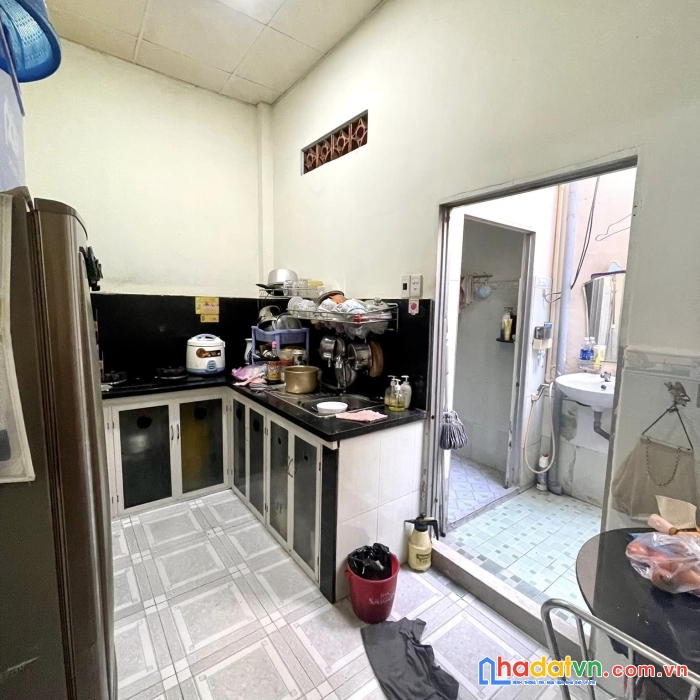 Bán nhà gần đường cao lỗ, 78m2, 3t4, khu trung tâm  trường học và chung cư, p4q8.