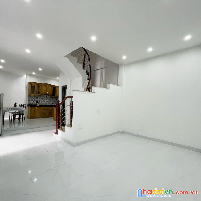 Chính chủ cần tiền gấp nên bán nhà nguyễn khánh toàn - máy in tiền đa năng - nhà mới - full nội