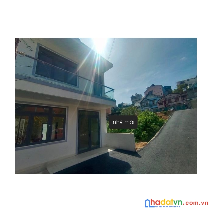 Nhà mới xây trên đường đa minh, phường 5 đà lạt, diện tích 64m2 giá bán 5,2 tỷ