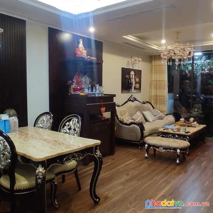 Bán chung cư cao cấp hc golder city 319, phố hồng tiến,căn góc 3 ngủ full nội thất, giá 4.39 tỷ