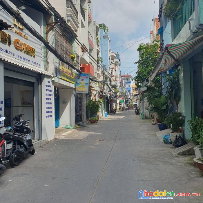 Bán nhà 3 tầng đường số 8, p.bhh, hẻm xe tải, 64m2 chỉ 6.6 tỷ, sát aeon mall tân phú