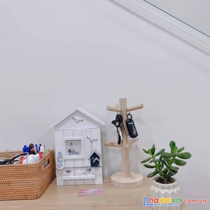 Bán nhà quận hai bà trưng 75m2 x 8 tầng mt 5m giá 16.5 tỷ dòng tiền khủng