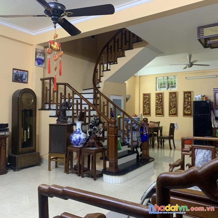 Nhà trương định(chợ mợ),dt 35m2 x5t,mới,đẹp,giá chỉ 3.05 tỷ,hiếm,ở luôn