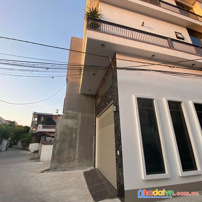 Bán nhà 3 tầng 2 mặt tiền full nội thất minh cầu,p phan đình phùng,tp thái nguyên. 3ty xxx