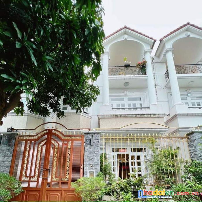 17 tỷ, biệt thự khu nội bộ âu cơ, an ninh. 8x18, 3 tầng