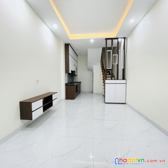 Bán nhà đào tấn, ba đình 35m2 5t 4.5 tỷ mới đẹp, ô tô gần 091228365.