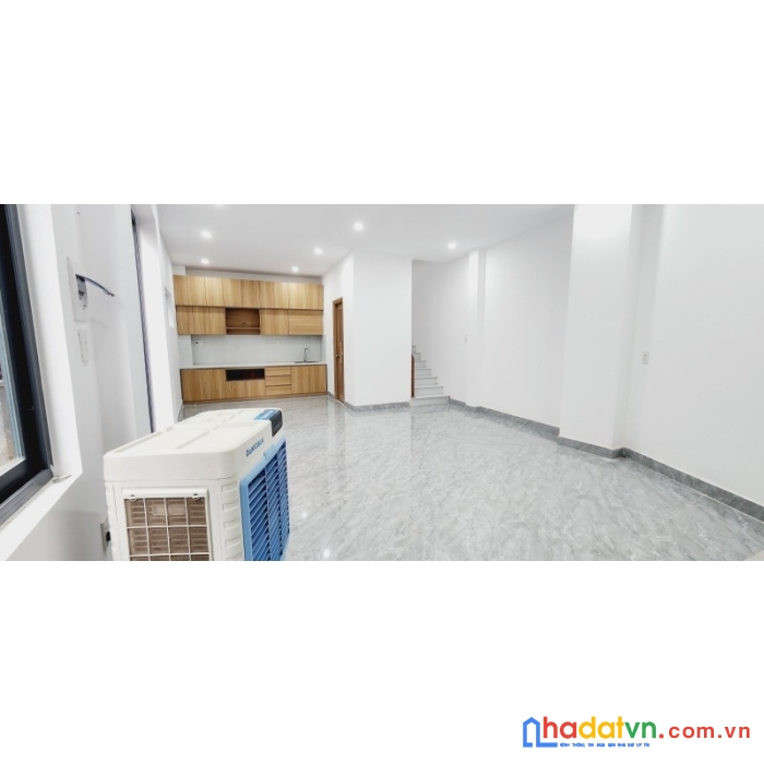 Nhà trần cao vân 56m2, 2 tầng, mới đẹp, 2.15 tỷ