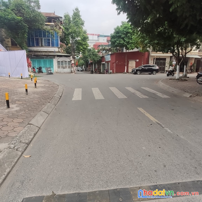 Biệt thự sân vườn tại giang biên, 80m, vỉa hè ô tô tránh, giá 7 tỷ