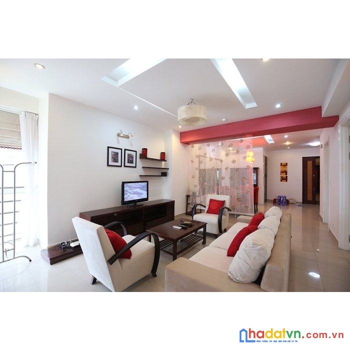 Bán căn hộ tầng trung e4 ciputra,diện tích 123m, 3 ngủ,2 tắm