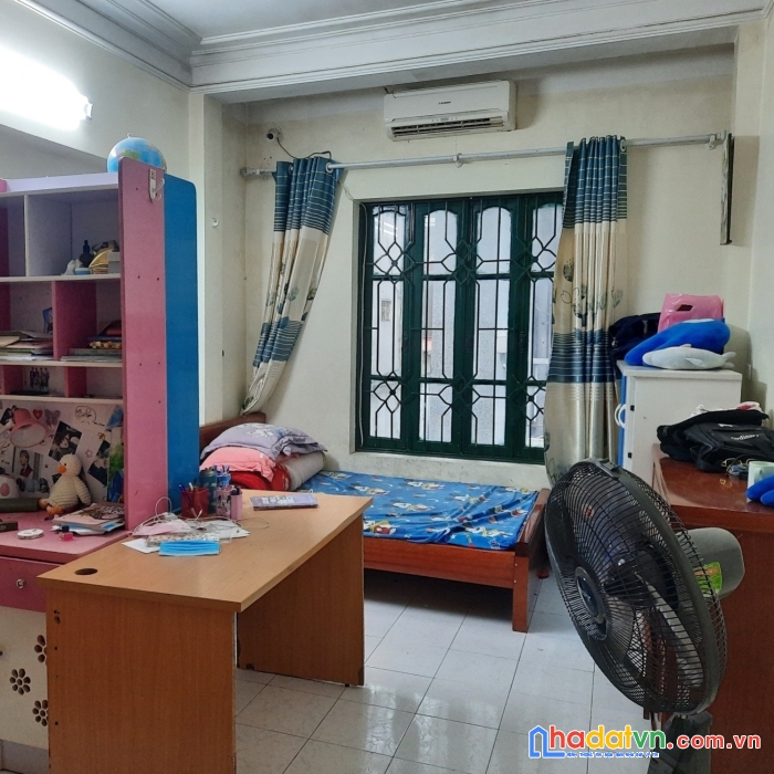 Bán nhà trường chinh, đống đa, dân xây, gần phố, giá rẻ, 30m2x3 ngủ, chỉ 2.95 tỷ