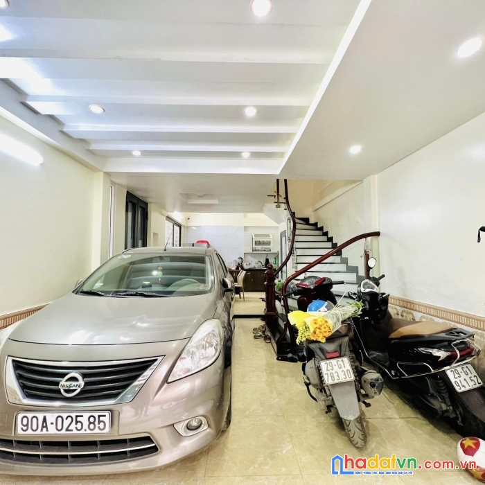 Nhà đẹp phố triều khúc 54m2 x 5tầng mặt tiền 4m nhà đẹp ở ngay lô góc gara