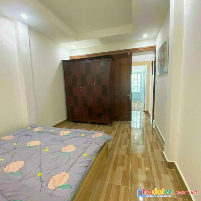 Bán nhà phú nhuận, huỳnh văn bánh, 3.2 x 12m, 2 lẩu, 4 tỷ 800